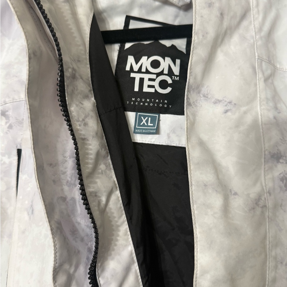 Montec Virago FW22 Snowboard Jacket XL White Tiedye - Picture 3 of 8
